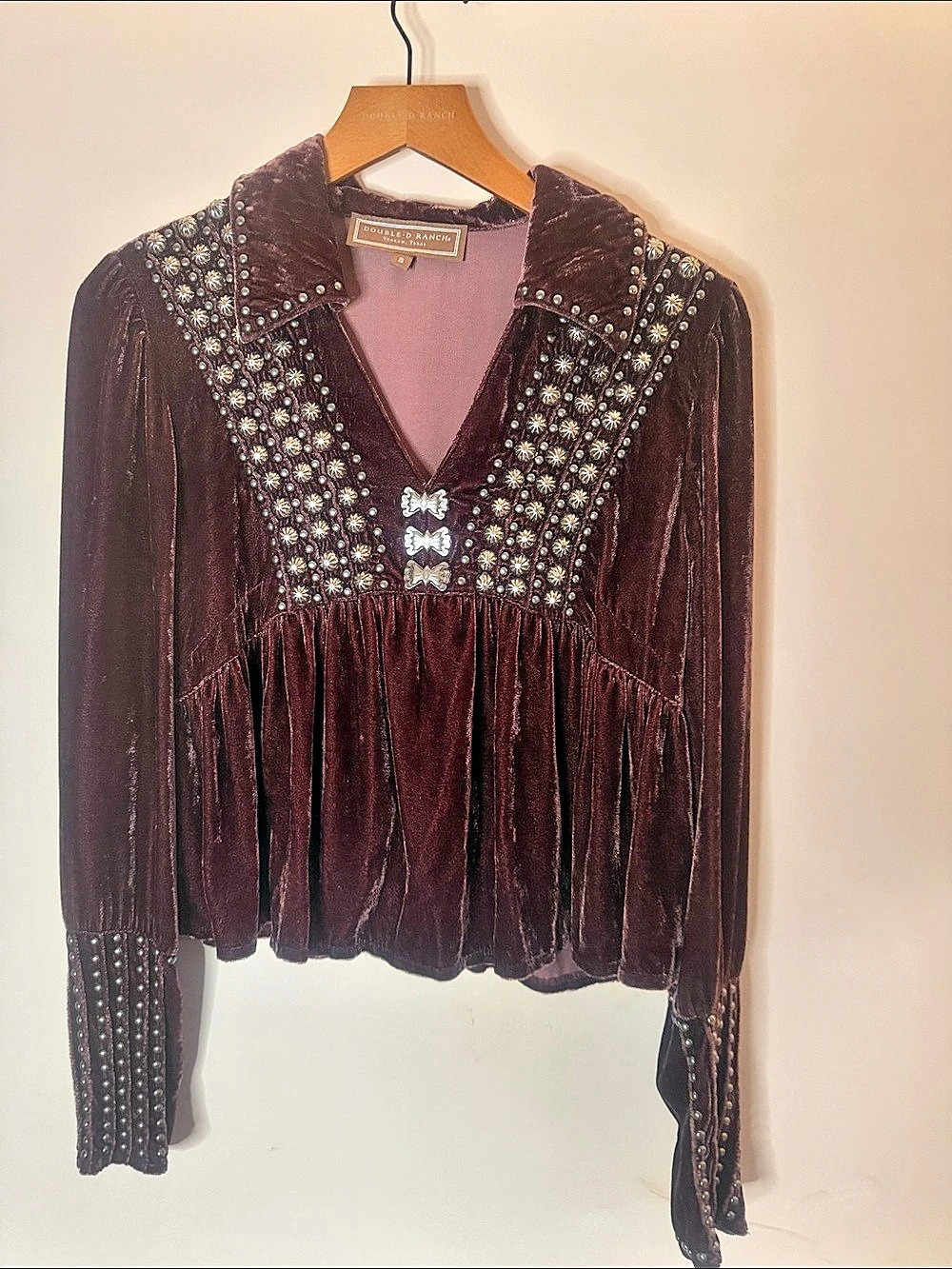 NWOT - Double D Ranch See the Stars Velvet top